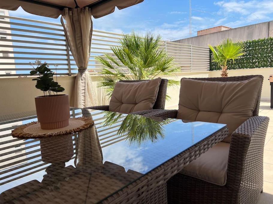 アルカナルPiso Con Terraza A 5 Min Del Marアパートメント エクステリア 写真